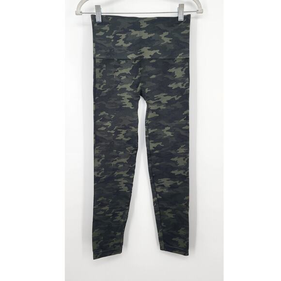 Spanx Look At Me Now Seamless Green‎ Camo Leggings Size Large - Picture 1 of 8